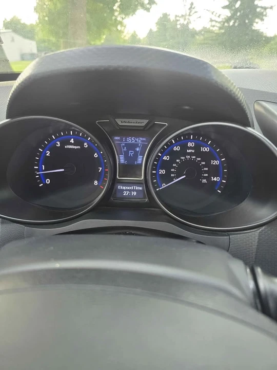 2015 Hyundai Veloster - Image 11 of 20