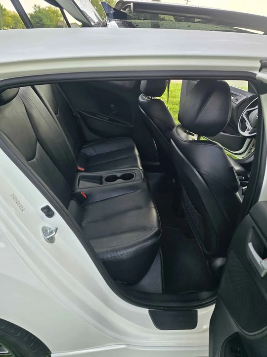 2015 Hyundai Veloster - Image 12 of 20