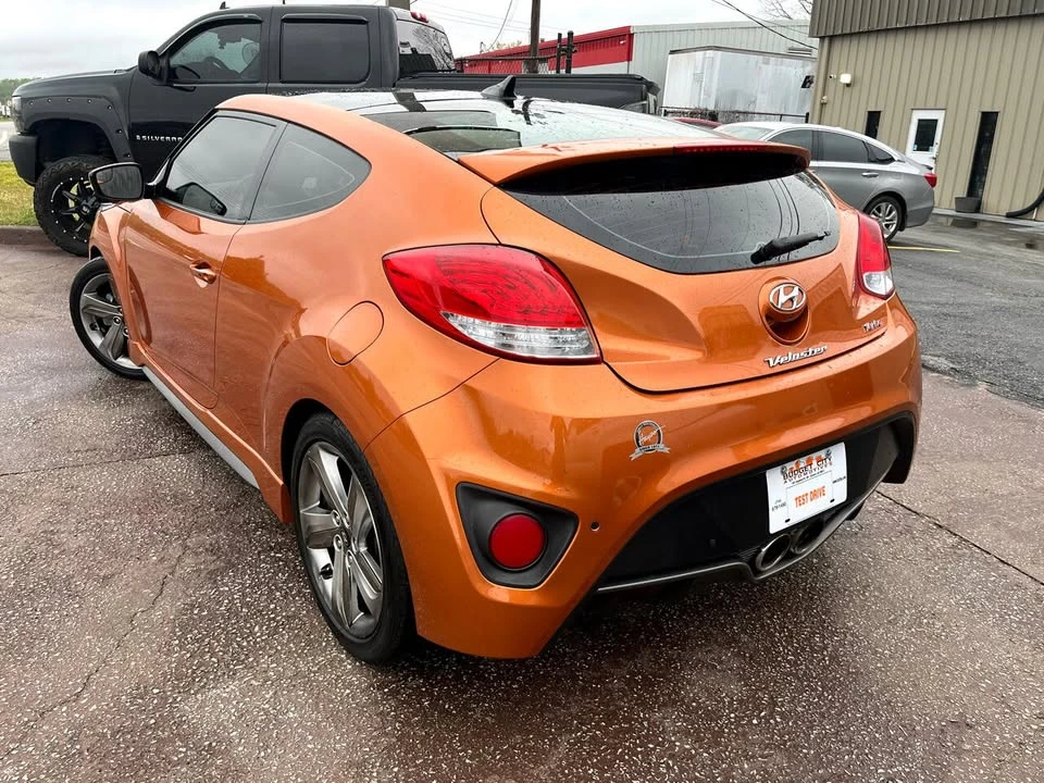 2015 Hyundai Veloster - Image 7 of 19