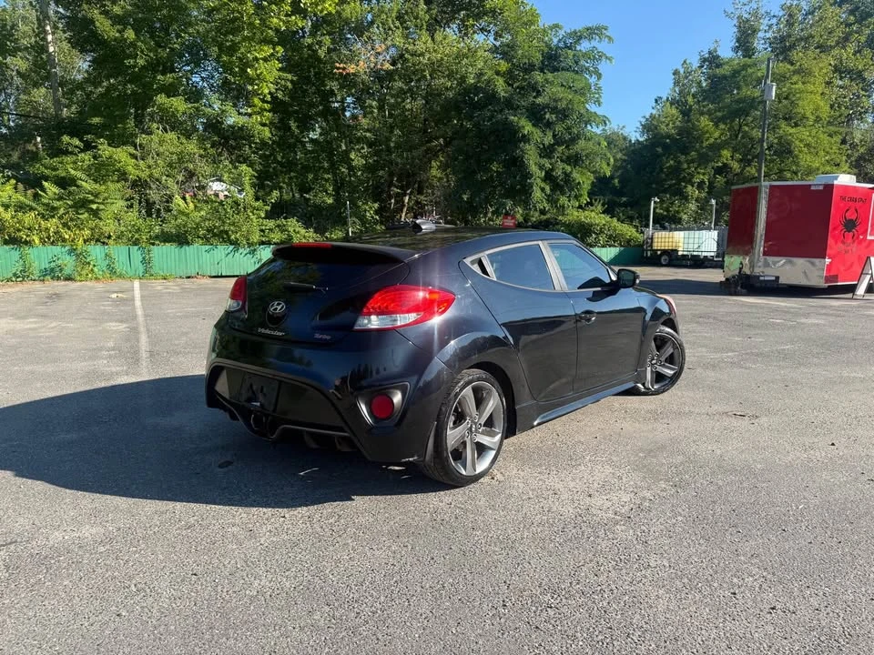 2015 Hyundai Veloster - Image 4 of 10