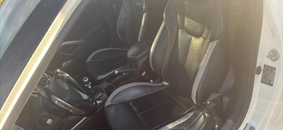2015 Hyundai Veloster - Image 7 of 7