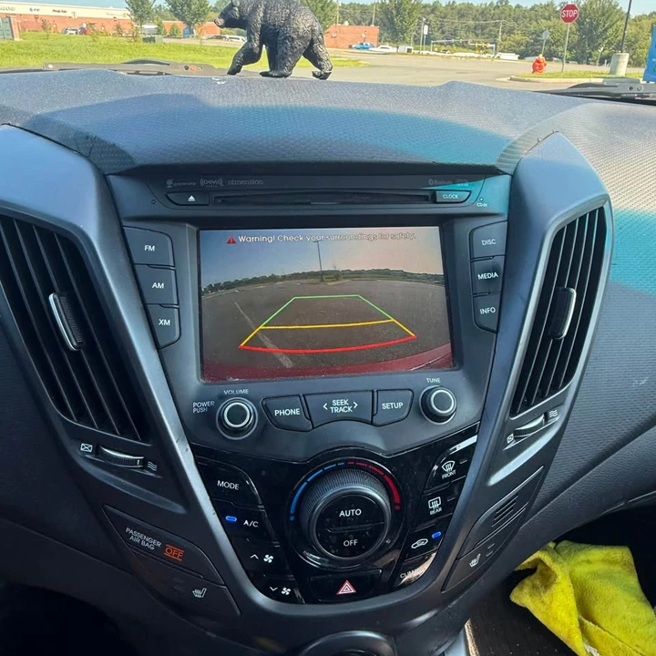 2015 Hyundai Veloster - Image 3 of 10