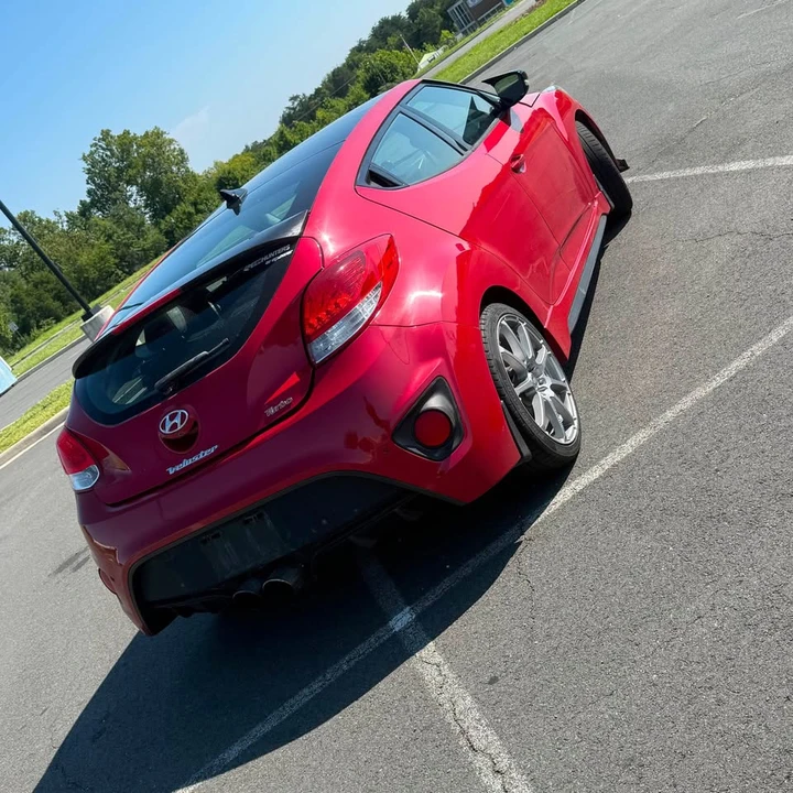 2015 Hyundai Veloster - Image 10 of 10