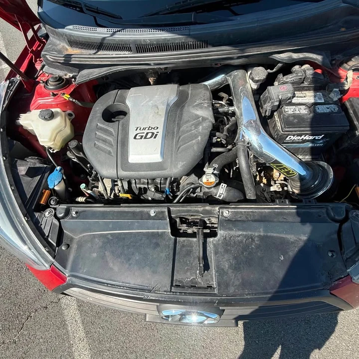 2015 Hyundai Veloster - Image 9 of 10
