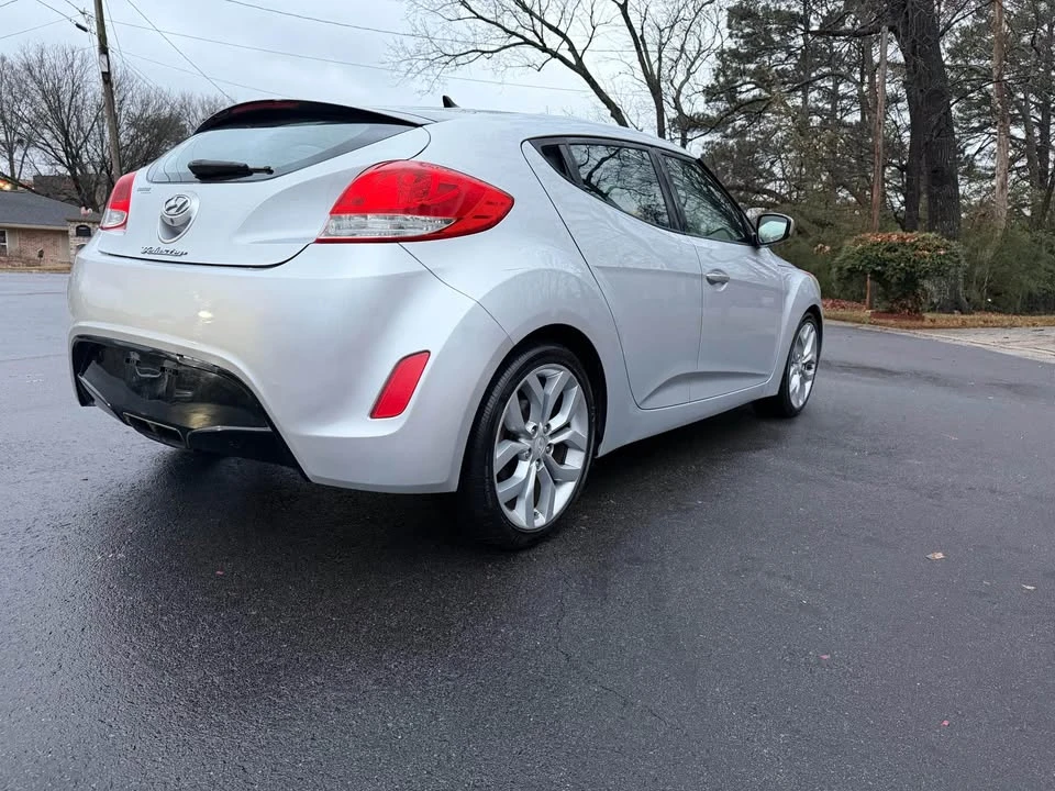 2015 Hyundai Veloster - Image 6 of 11