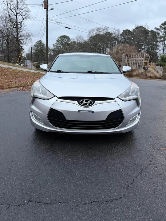 2015 Hyundai Veloster - Image 2 of 11