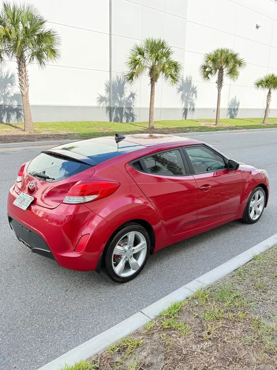 2015 Hyundai Veloster - Image 5 of 14