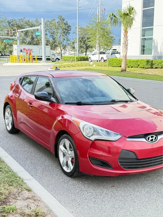 2015 Hyundai Veloster - Image 3 of 14