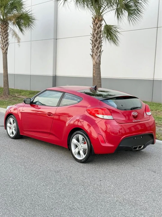 2015 Hyundai Veloster - Image 7 of 14