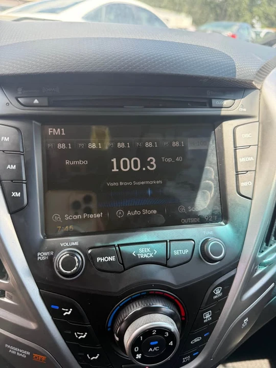 2015 Hyundai Veloster - Image 13 of 14