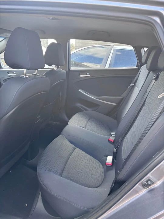2015 Hyundai Accent - Image 9 of 11