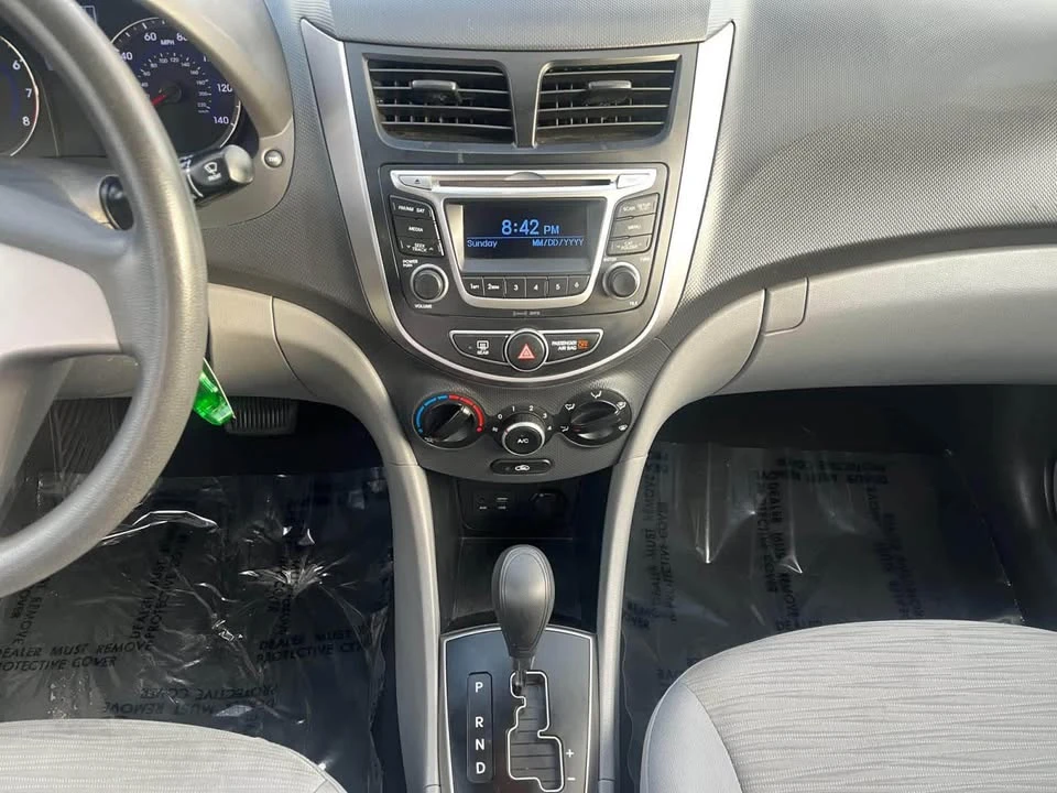 2015 Hyundai Accent - Image 12 of 13
