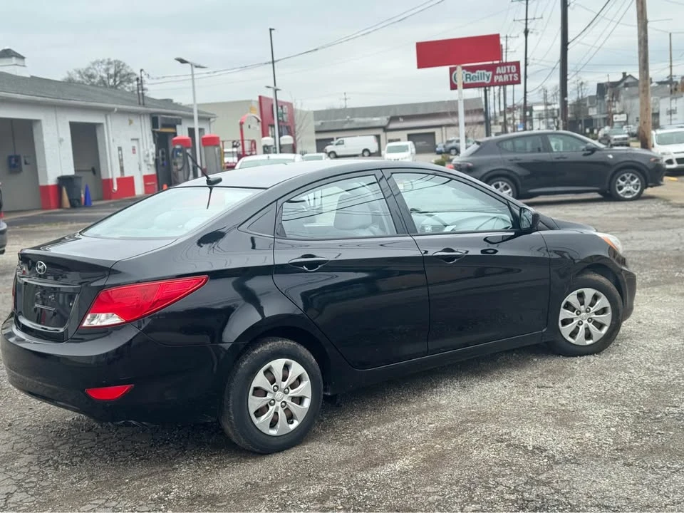 2015 Hyundai Accent - Image 4 of 11