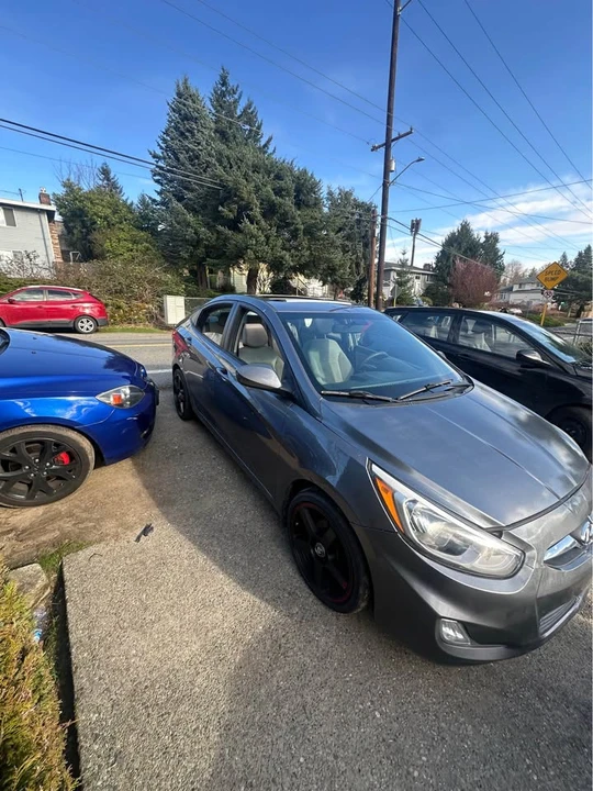2015 Hyundai Accent - Image 2 of 8