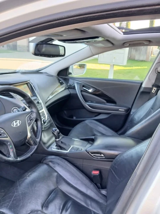 2015 Hyundai Azera - Image 4 of 7