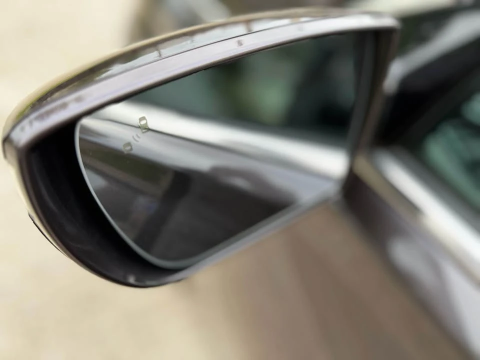 2015 Hyundai Azera - Image 16 of 19