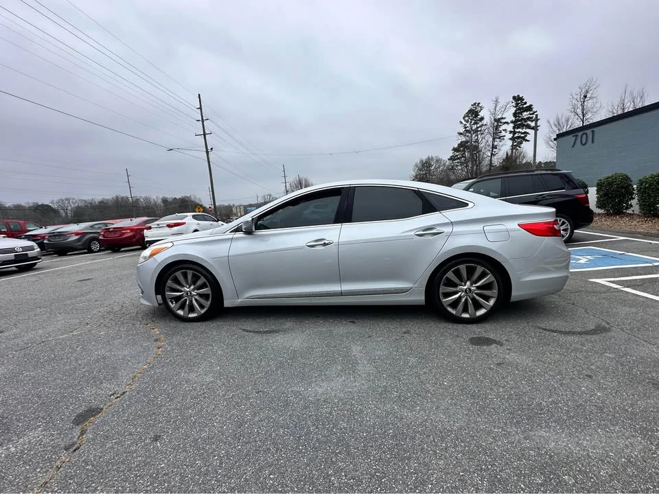 2015 Hyundai Azera - Image 3 of 19