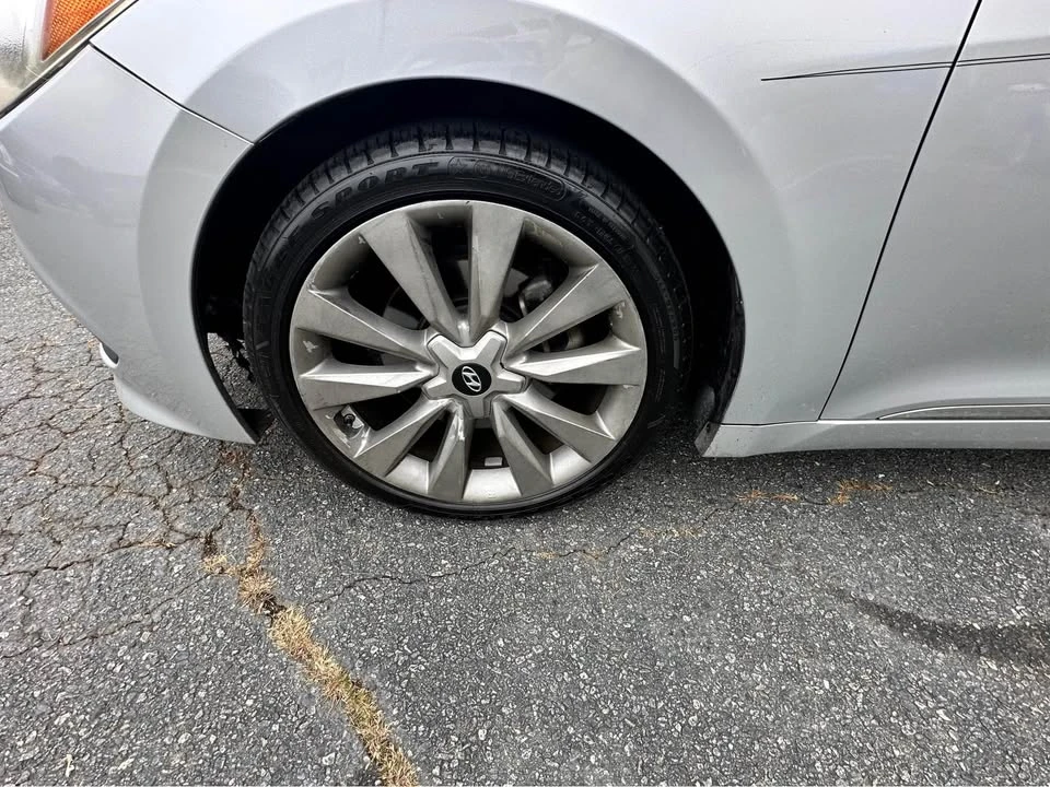 2015 Hyundai Azera - Image 18 of 19