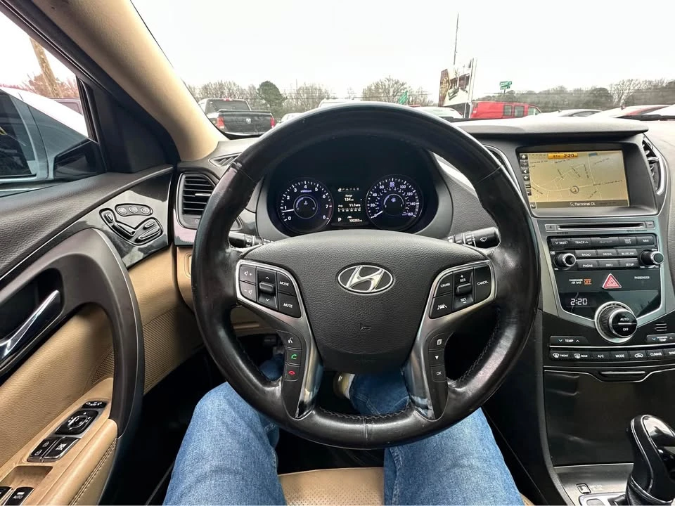 2015 Hyundai Azera - Image 12 of 19