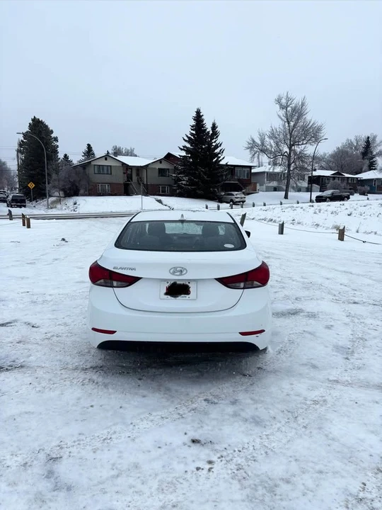 2015 Hyundai Elantra - Image 3 of 8