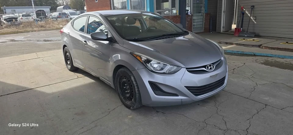 2015 Hyundai Elantra - Image 3 of 11