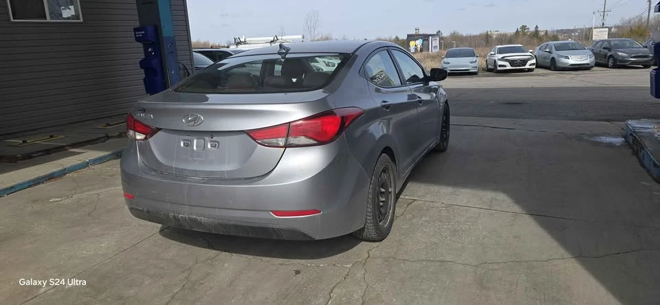 2015 Hyundai Elantra - Image 4 of 11