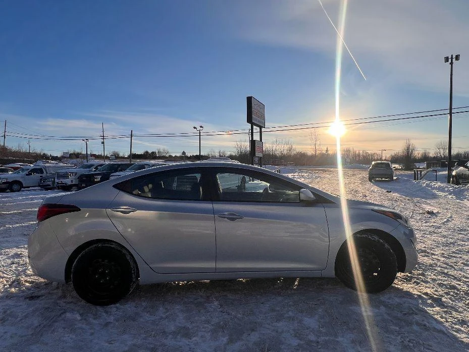2015 Hyundai Elantra - Image 5 of 11