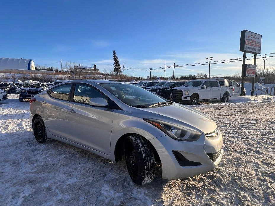2015 Hyundai Elantra - Image 6 of 11