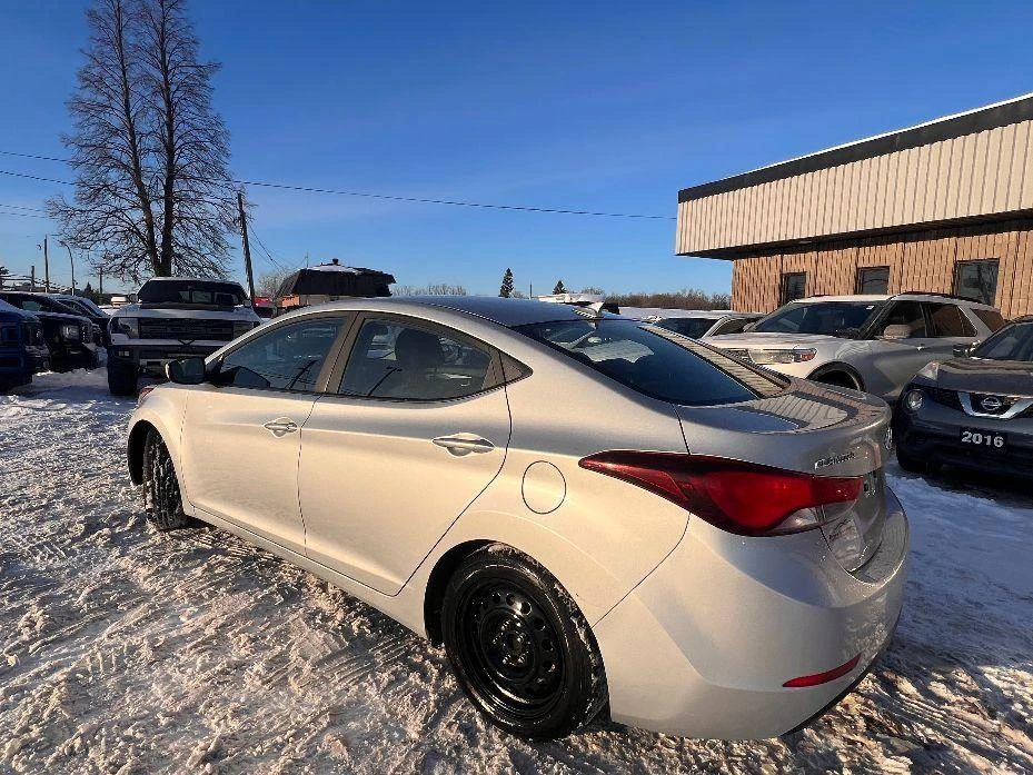 2015 Hyundai Elantra - Image 2 of 11