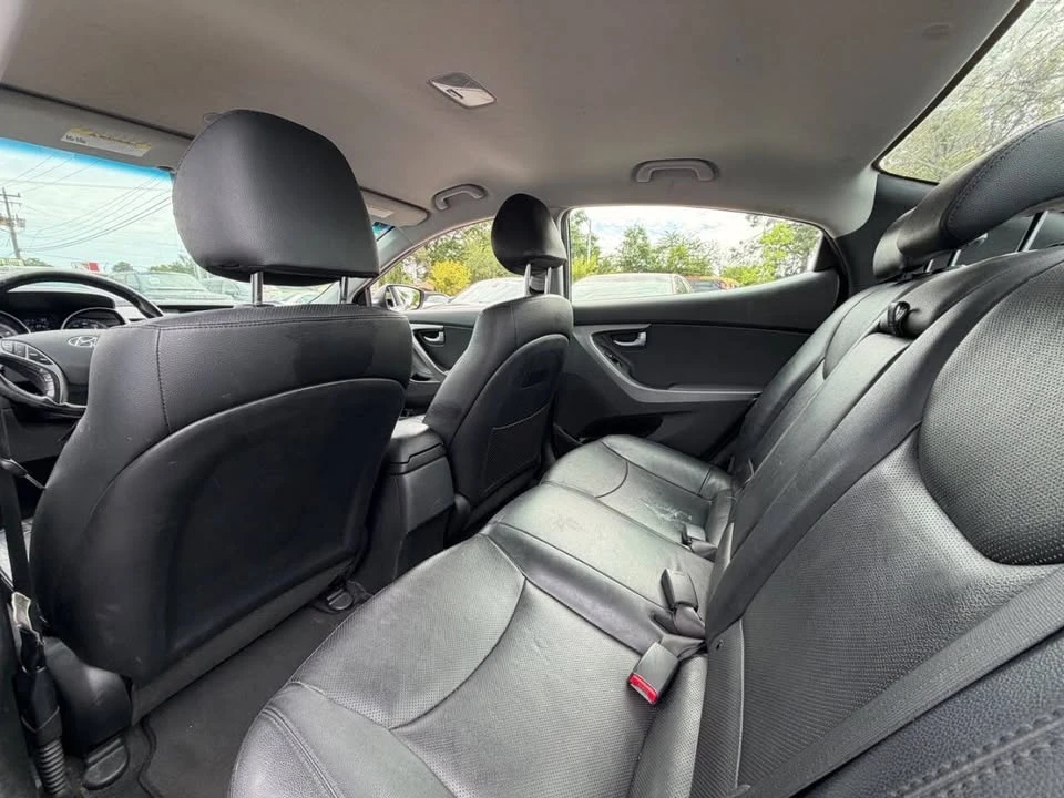 2015 Hyundai Elantra - Image 14 of 20