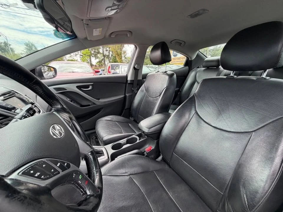 2015 Hyundai Elantra - Image 11 of 20