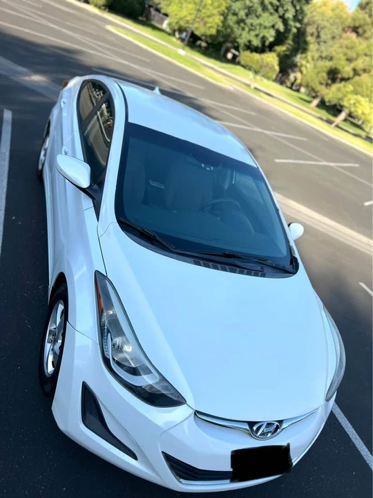 2015 Hyundai Elantra - Image 6 of 12