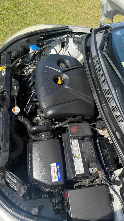 2015 Hyundai Elantra - Image 2 of 9