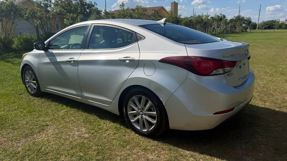 2015 Hyundai Elantra - Image 9 of 9