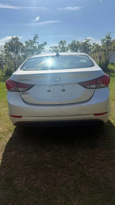 2015 Hyundai Elantra - Image 3 of 9