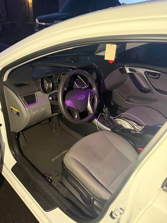 2015 Hyundai Elantra - Image 7 of 11