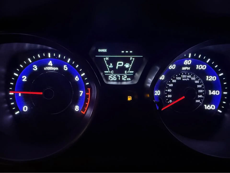 2015 Hyundai Elantra - Image 9 of 11