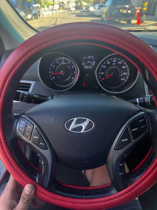 2015 Hyundai Elantra - Image 6 of 9