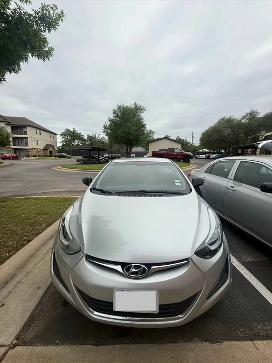 2015 Hyundai Elantra - Image 5 of 8
