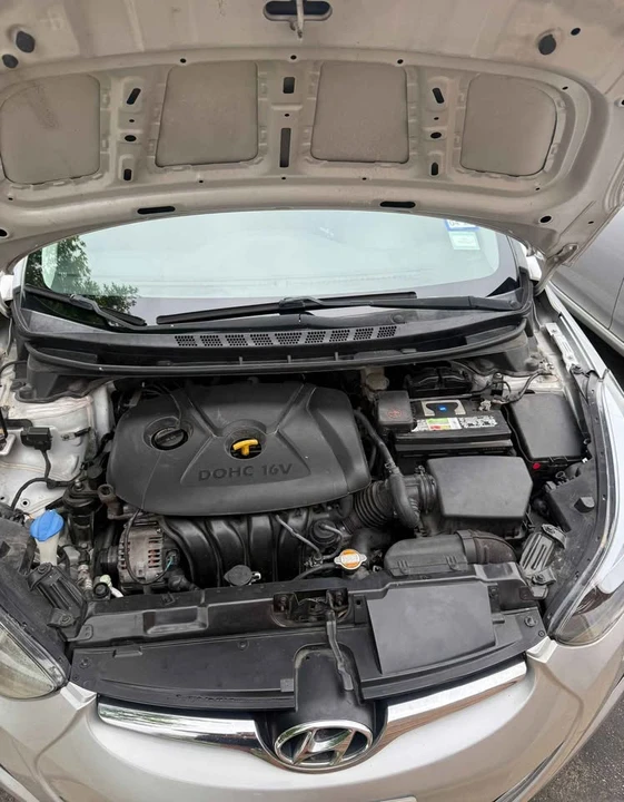 2015 Hyundai Elantra - Image 2 of 8