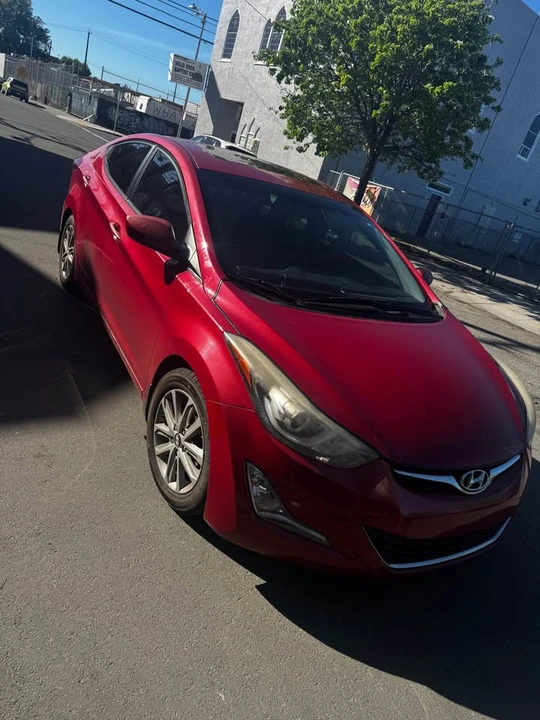 2015 Hyundai Elantra - Image 2 of 9