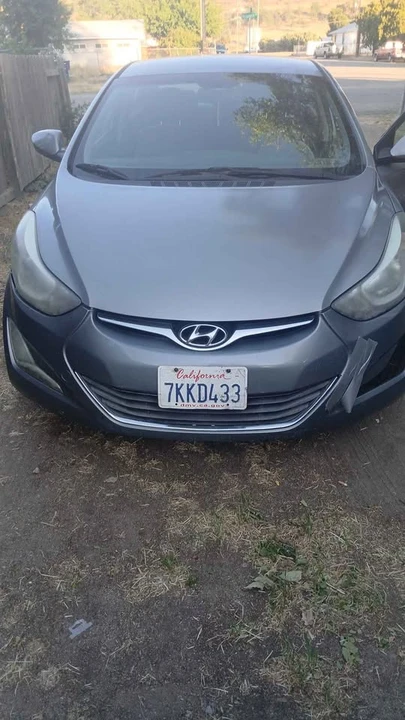 2015 Hyundai Elantra - Image 4 of 5