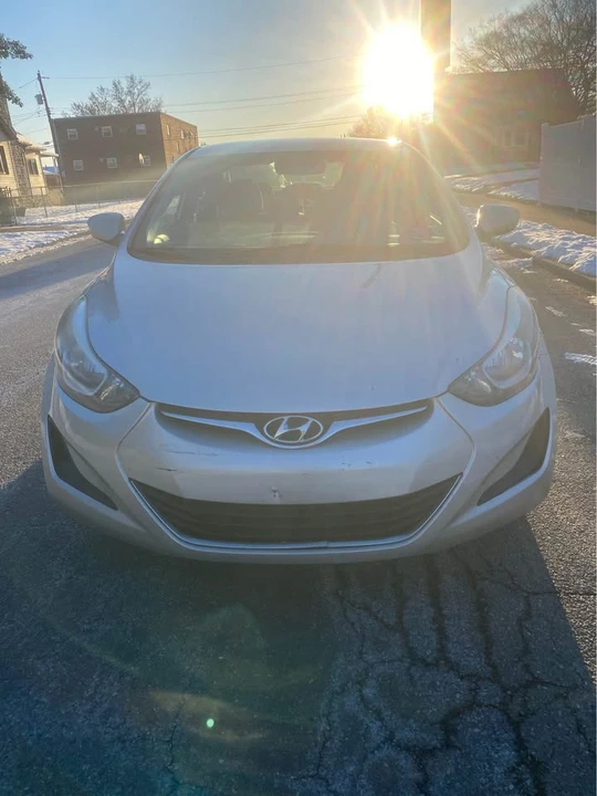 2015 Hyundai Elantra - Image 7 of 10