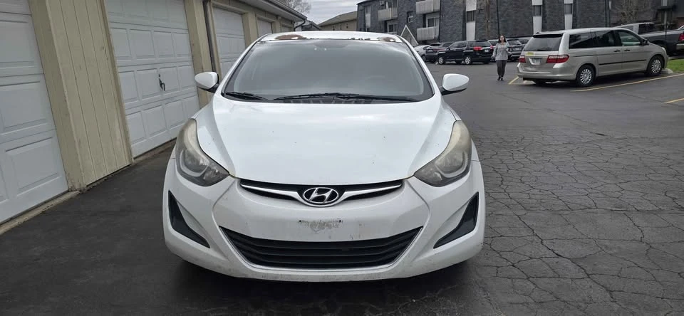2015 Hyundai Elantra - Image 3 of 5