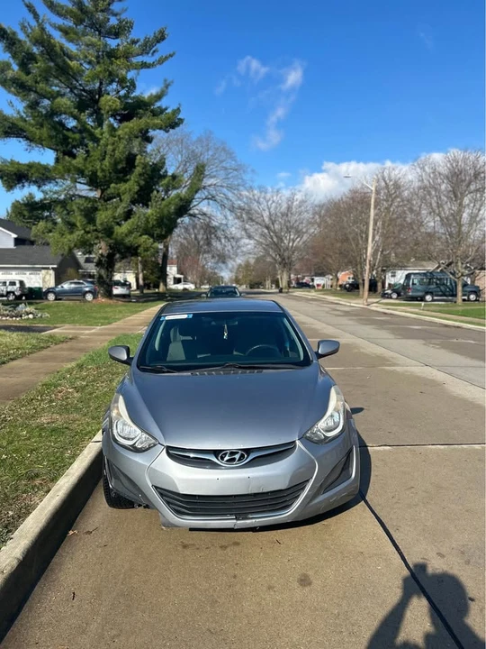 2015 Hyundai Elantra - Image 7 of 13