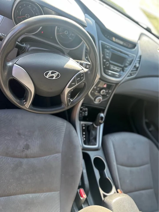 2015 Hyundai Elantra - Image 11 of 13