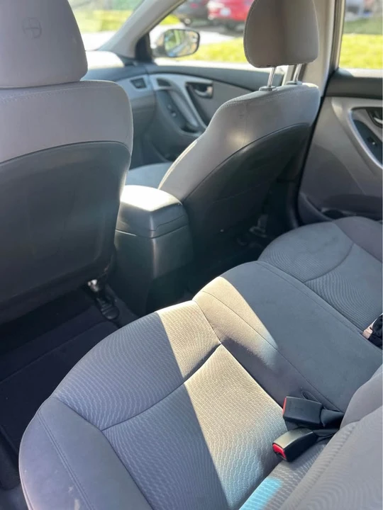 2015 Hyundai Elantra - Image 12 of 13
