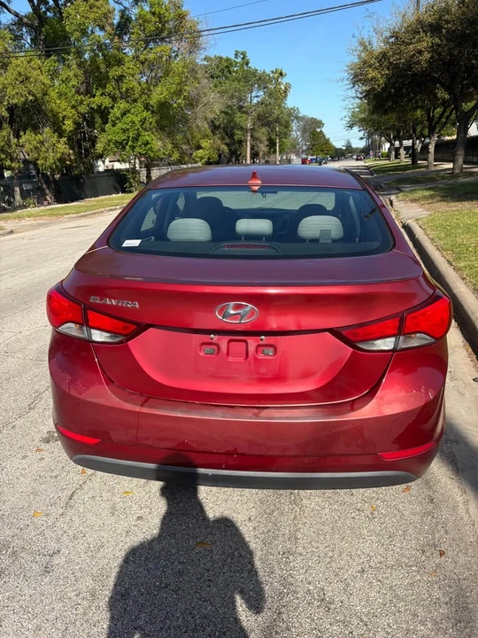 2015 Hyundai Elantra - Image 6 of 8