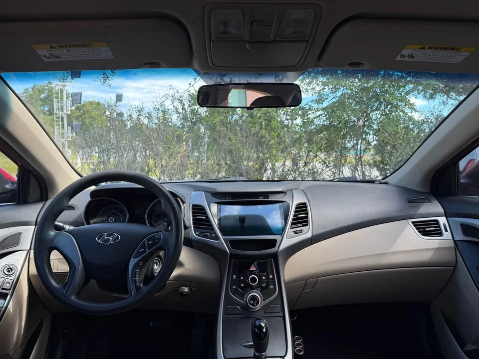 2015 Hyundai Elantra - Image 6 of 9
