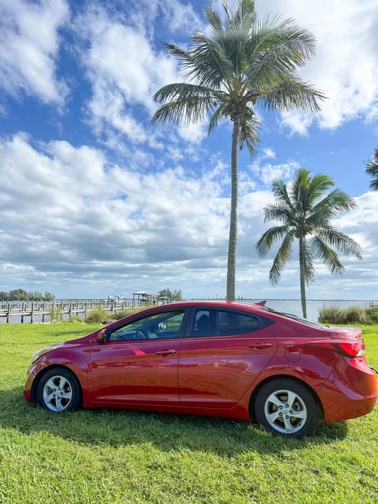 2015 Hyundai Elantra - Image 3 of 9